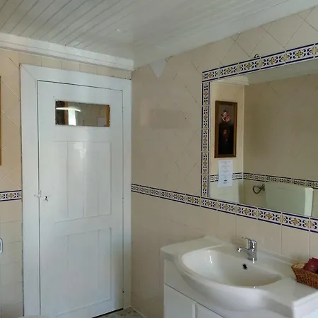 فندق Casas Do Durao-memories House 3*